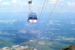 Circulation type gondola lift (Adatta mountain ropeway)